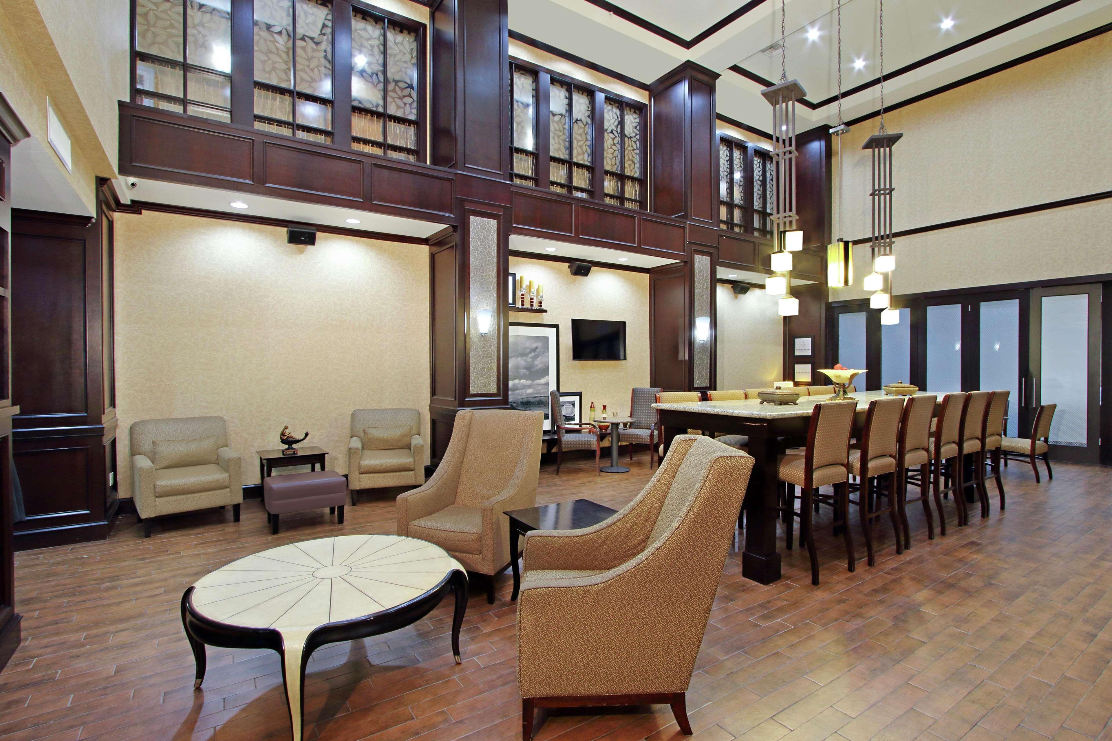 Hampton Inn&Suites Buffalo Extérieur photo