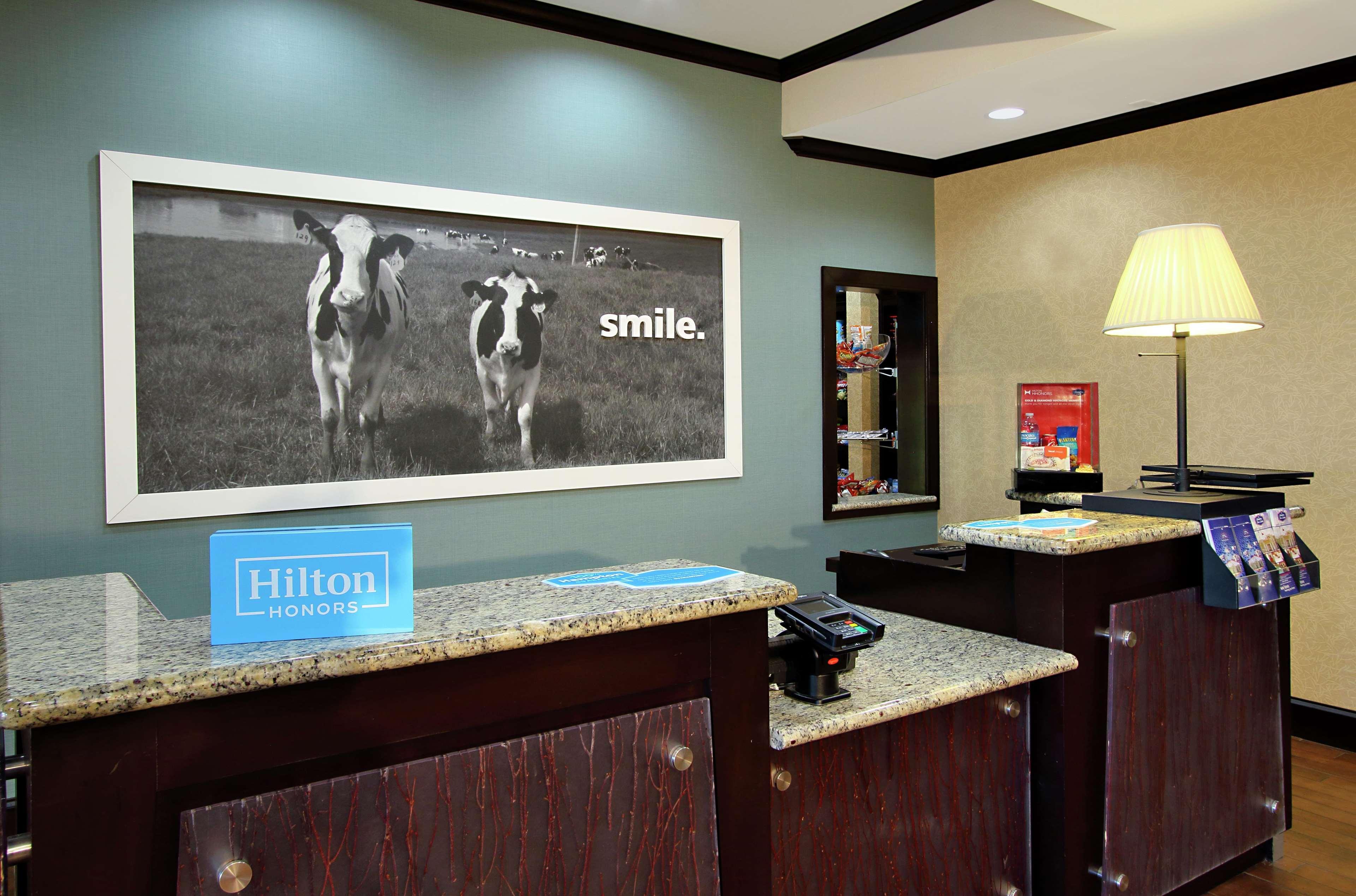 Hampton Inn&Suites Buffalo Extérieur photo