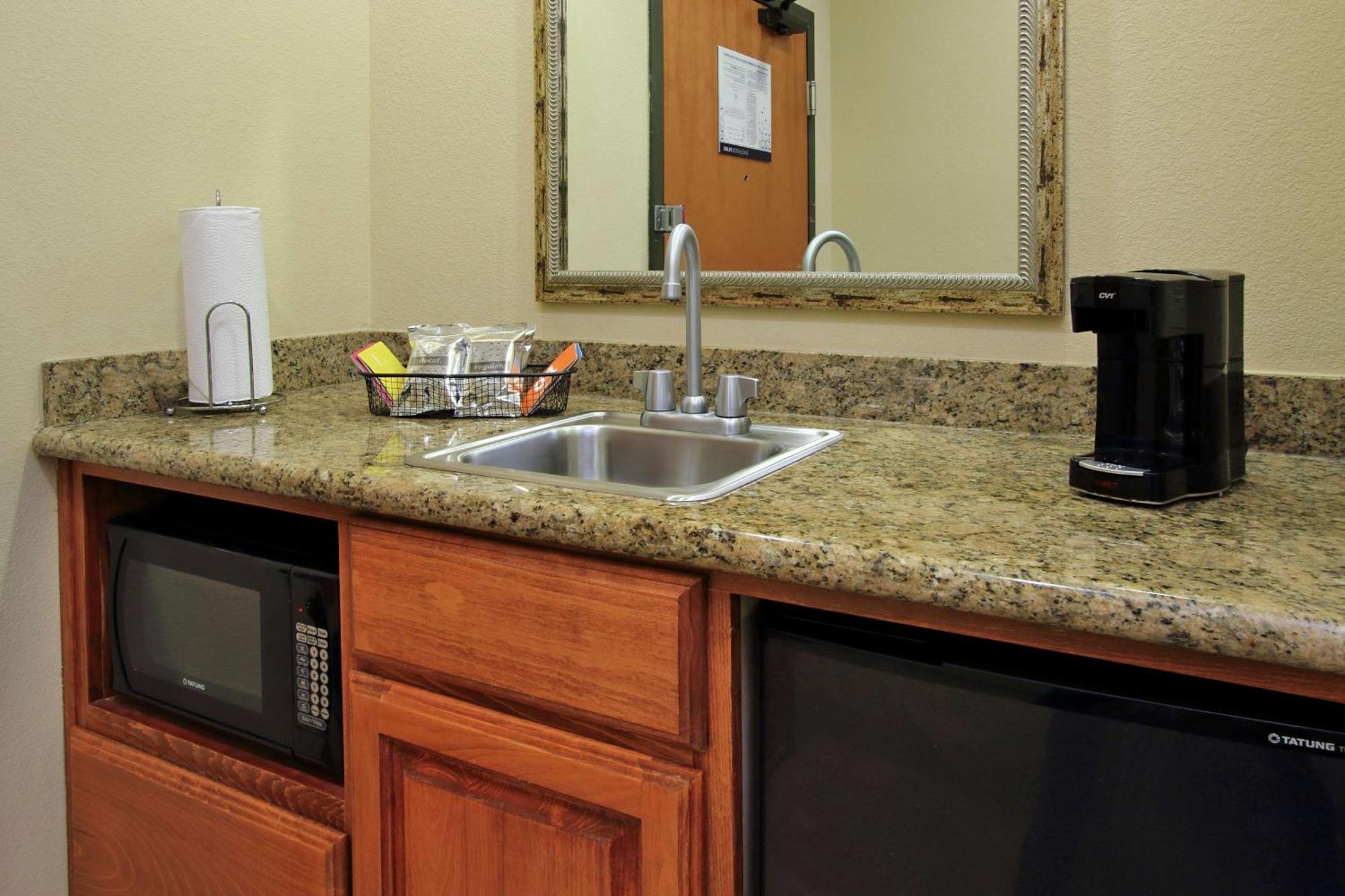 Hampton Inn&Suites Buffalo Extérieur photo
